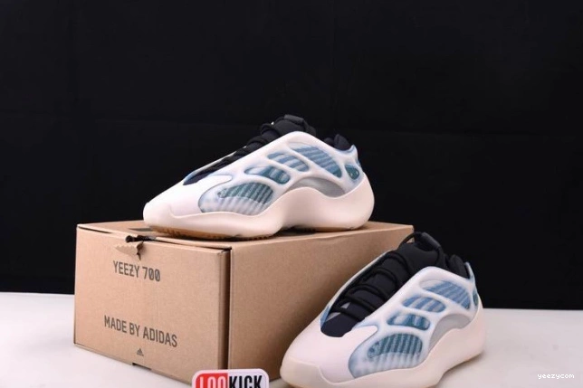 V3 ADIDAS YEEZY GY0260 700 0817